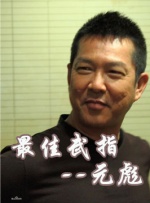 此时的梅丽尔已是一个成熟的演员，她的一个眼神便可道尽影片中战争撕裂平凡生活后的痛楚。